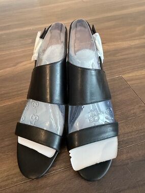 Nine West NEW Black Strappy Sandals Minimalist Slip On Low Heel